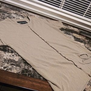 Men casual tee size small